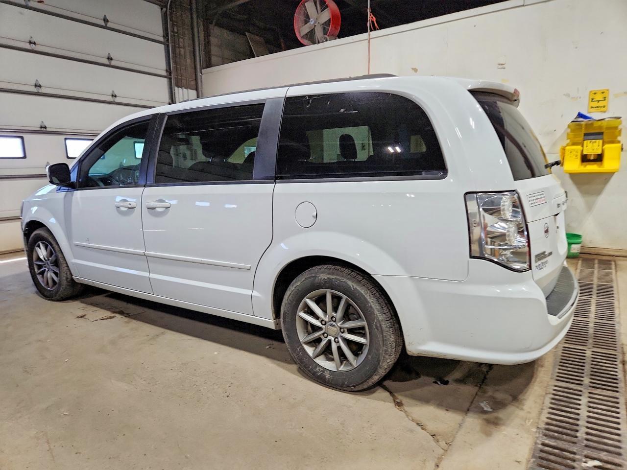 2014 Dodge Grand Caravan R - zdjęcie 2