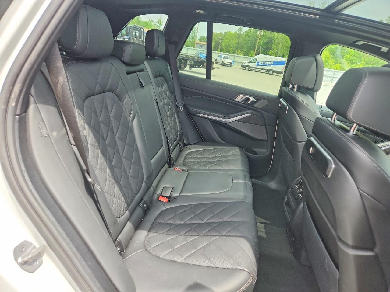 2024 BMW X5 xDrive40I - zdjęcie 10