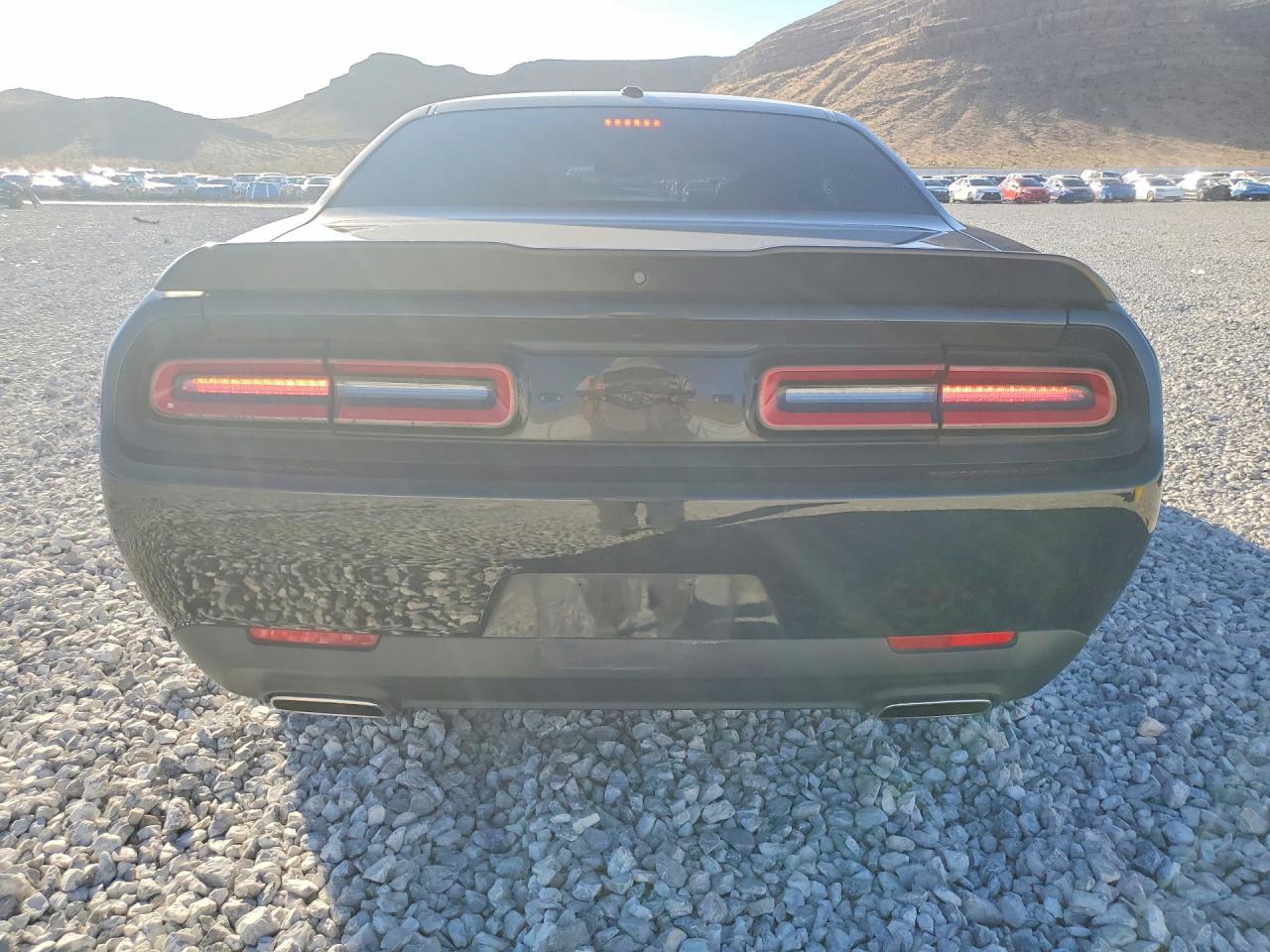 2021 Dodge Challenger Sxt - zdjęcie 6