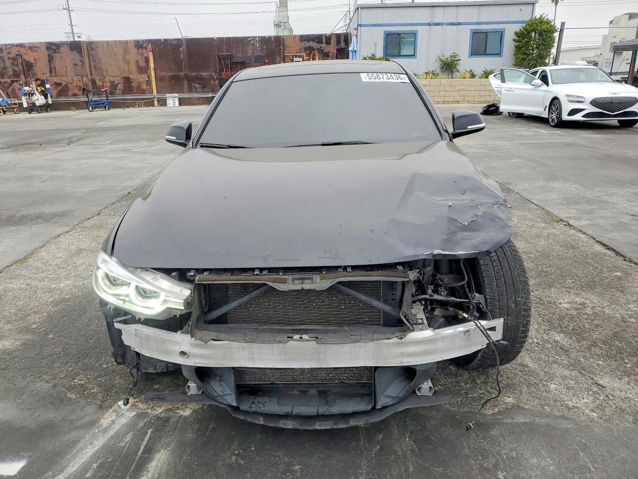 2017 BMW 330 I - zdjęcie 5