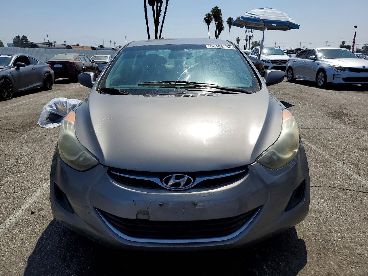 2013 Hyundai Elantra Gls - zdjęcie 5