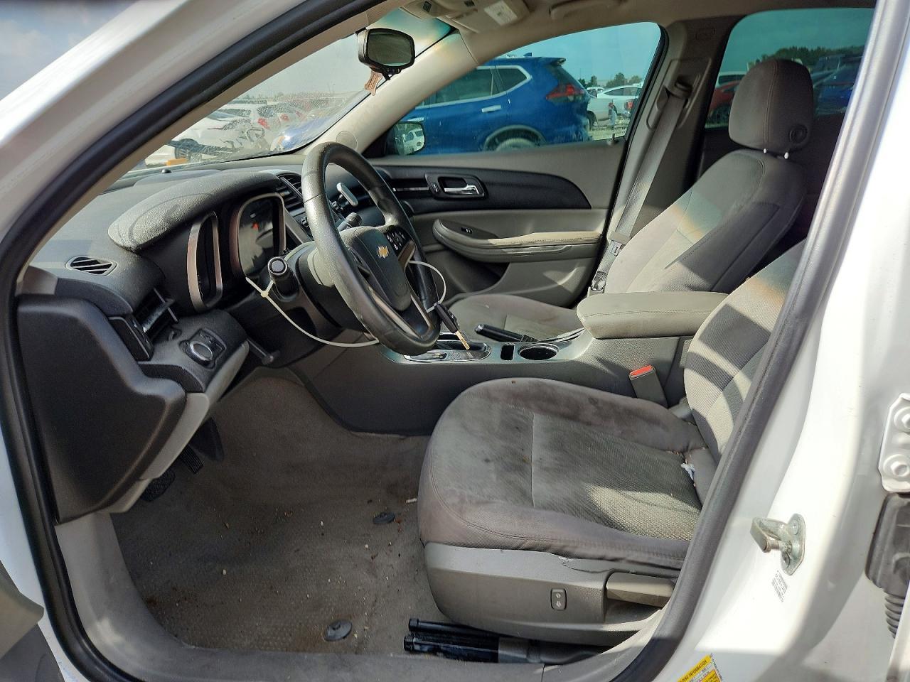 2015 Chevrolet Malibu Ls - zdjęcie 6