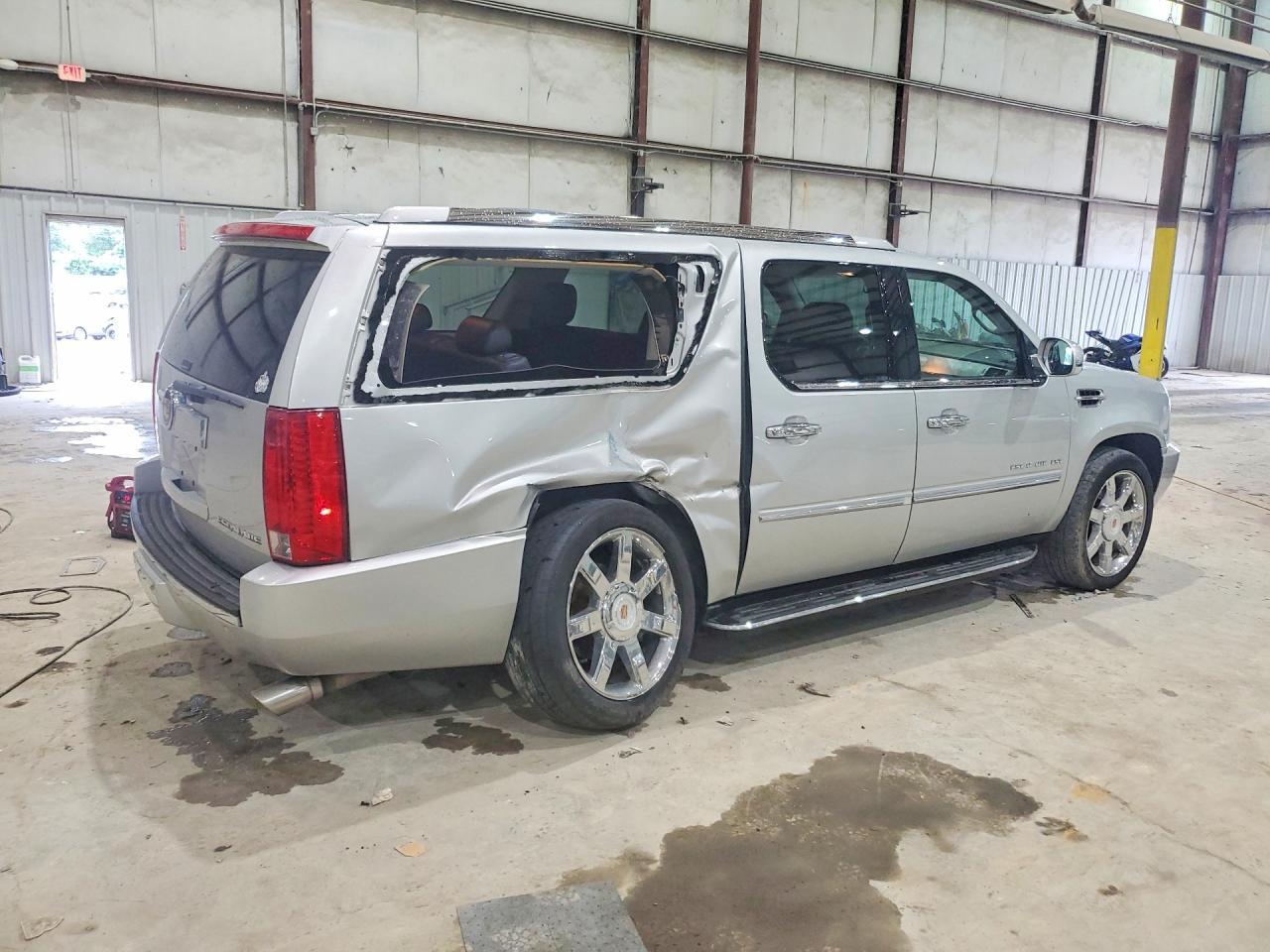 2013 Cadillac Escalade Esv Luxury - zdjęcie 3