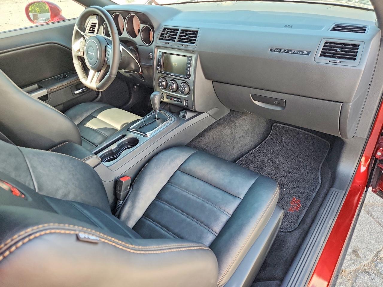2014 Dodge Challenger R - zdjęcie 8