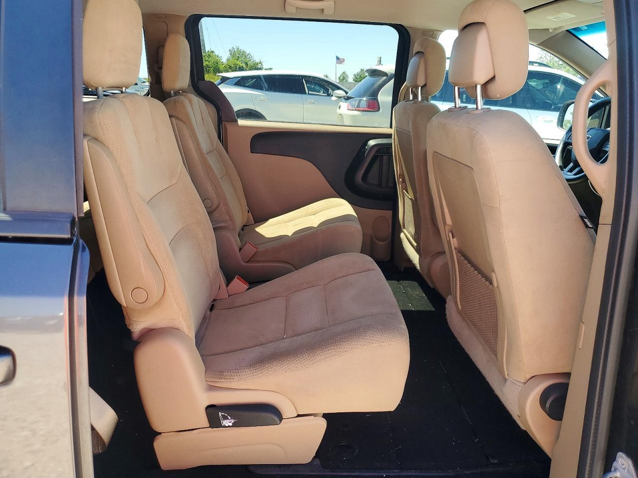 2016 Dodge Grand Caravan Sxt - zdjęcie 11