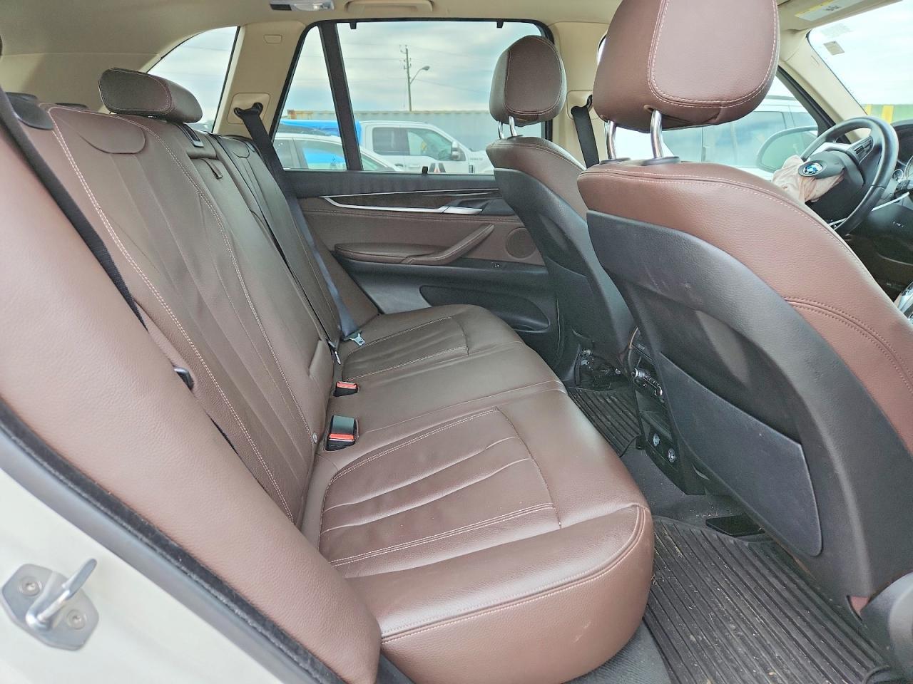 2015 BMW X5 xDrive35I - zdjęcie 11