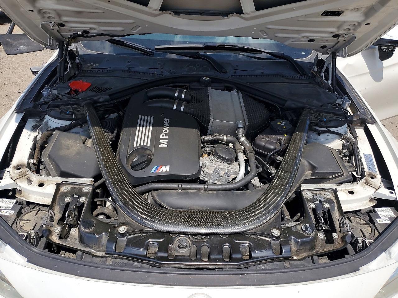 2016 BMW M3 - zdjęcie 11
