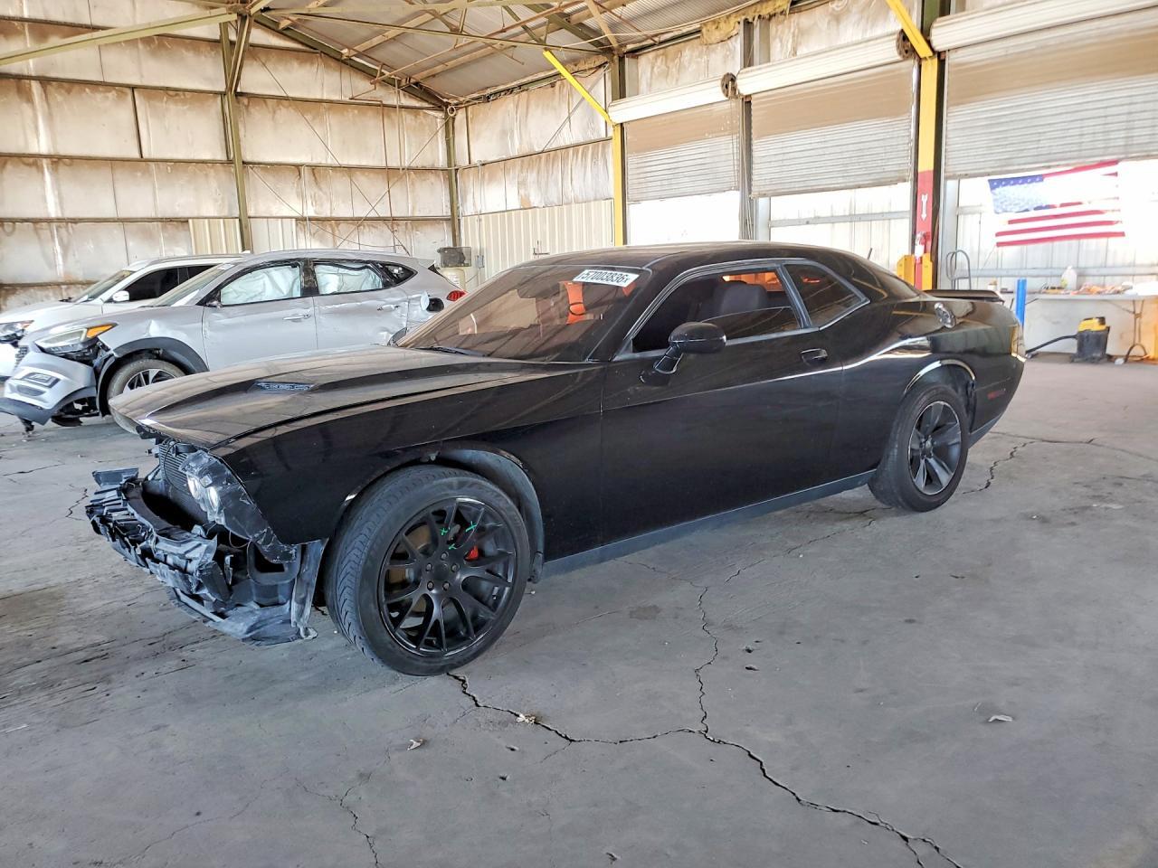 2016 Dodge Challenger Sxt - zdjęcie główne