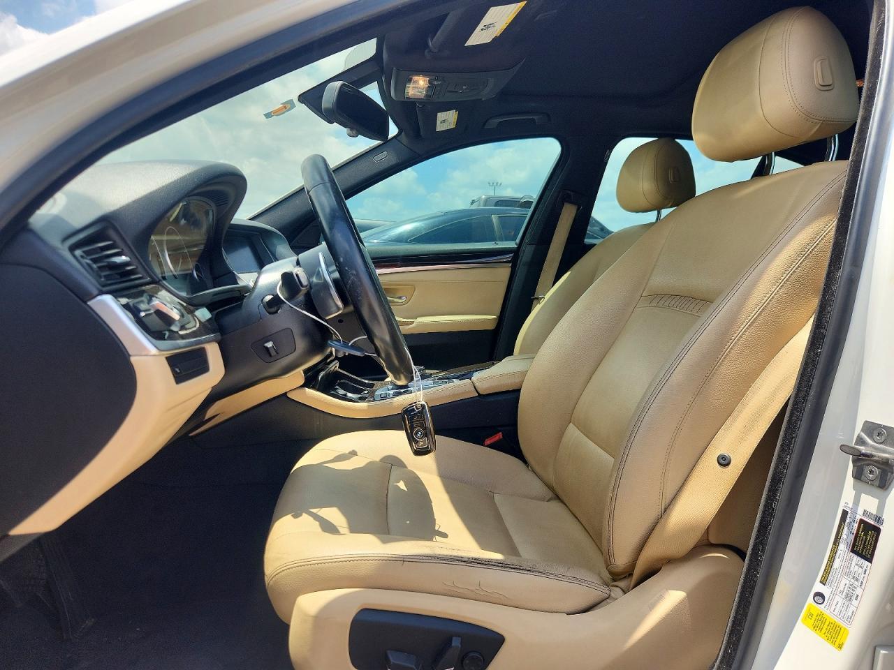 2016 BMW 528 I - zdjęcie 7