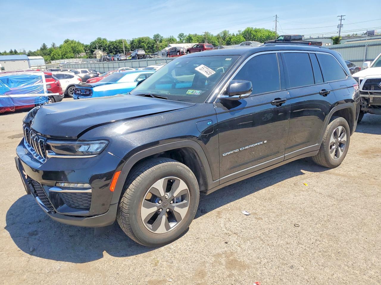 Jeep Cherokee - zdjęcie 1