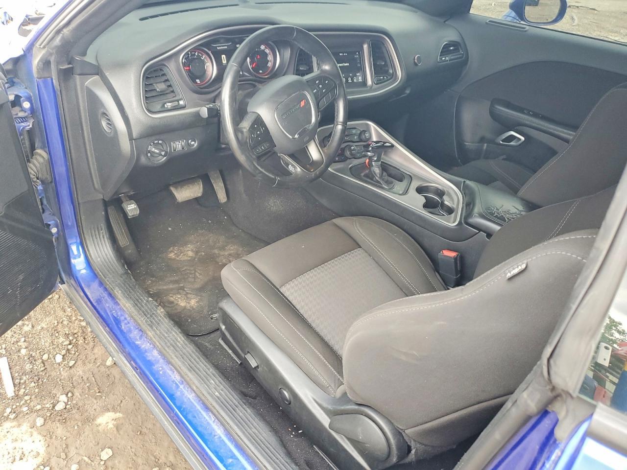 2022 Dodge Challenger Sxt - zdjęcie 8