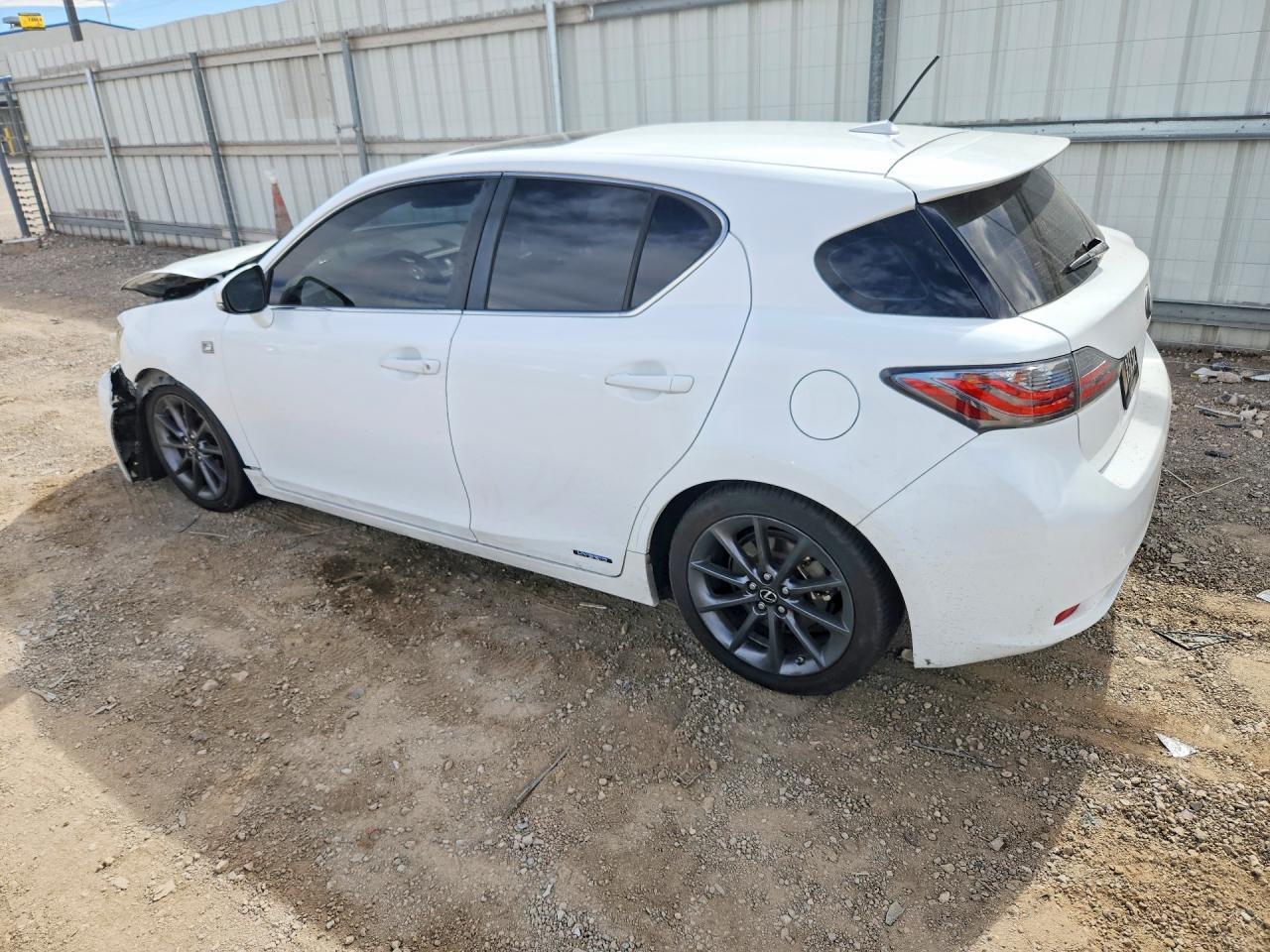 2013 Lexus Ct 200 - zdjęcie 2