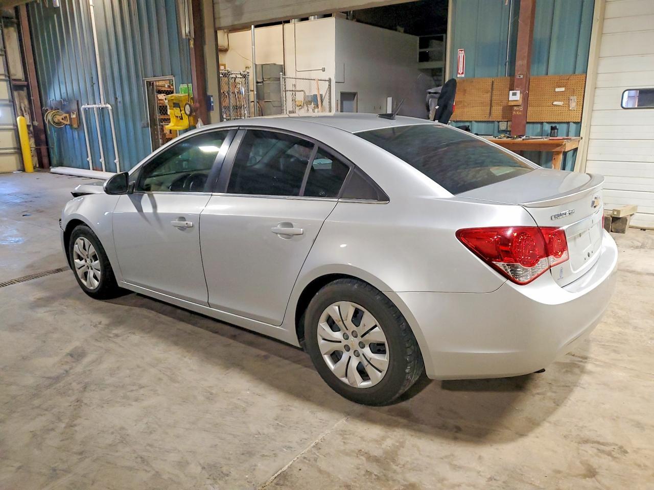 2013 Chevrolet Cruze Eco - zdjęcie 2