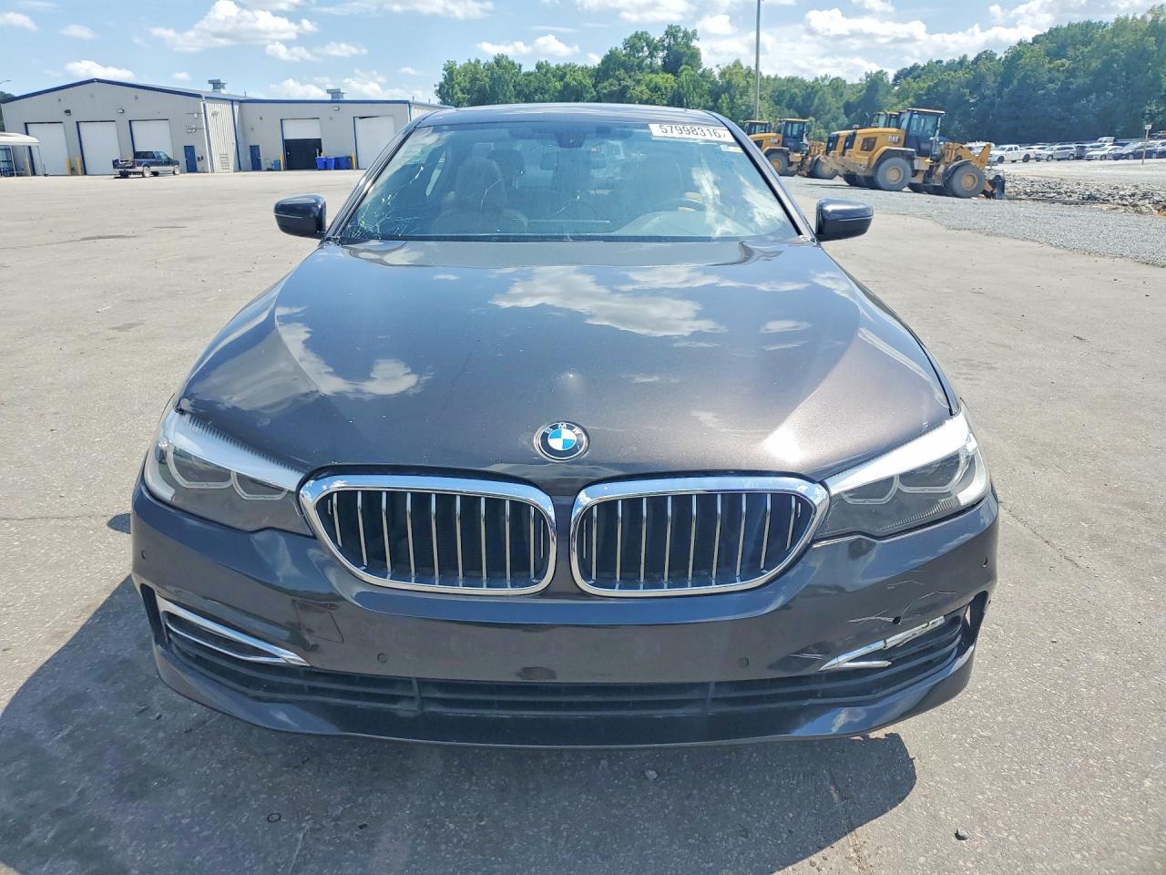2017 BMW 530 I - zdjęcie 5