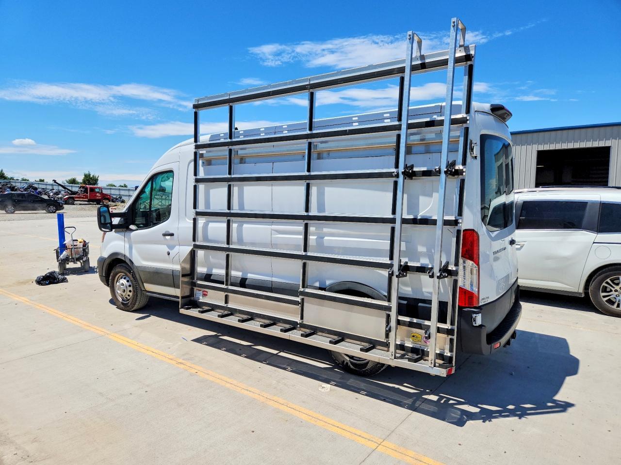 2023 Ford Transit T-250 - zdjęcie 2