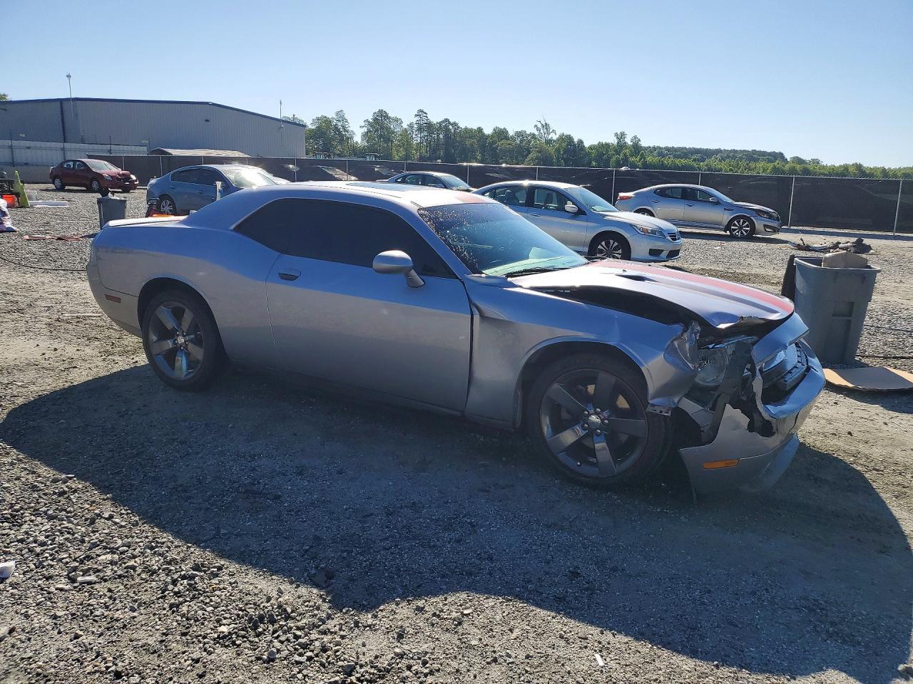 2013 Dodge Challenger Sxt - zdjęcie 4