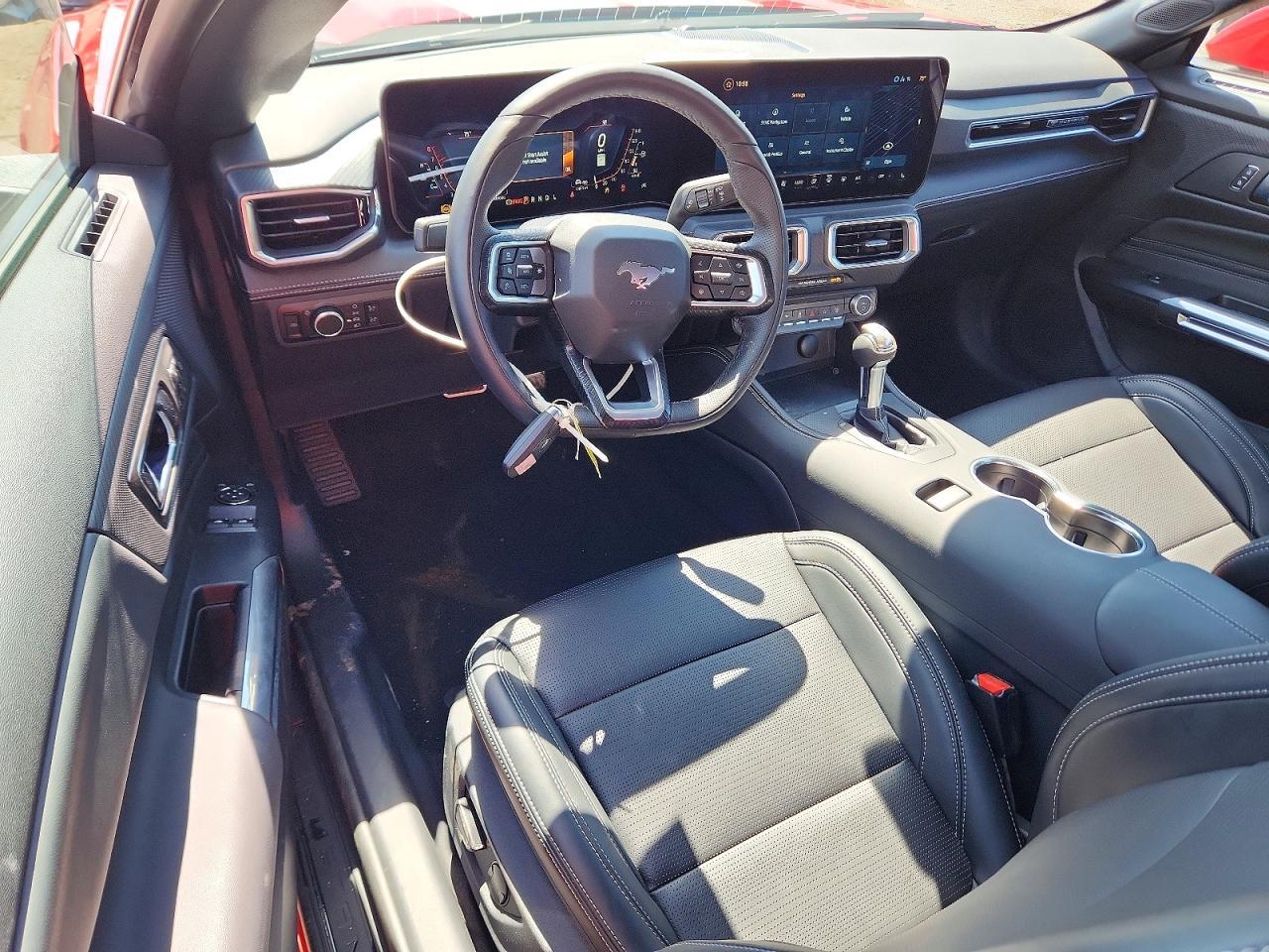 2026 Ford Mustang - zdjęcie 8