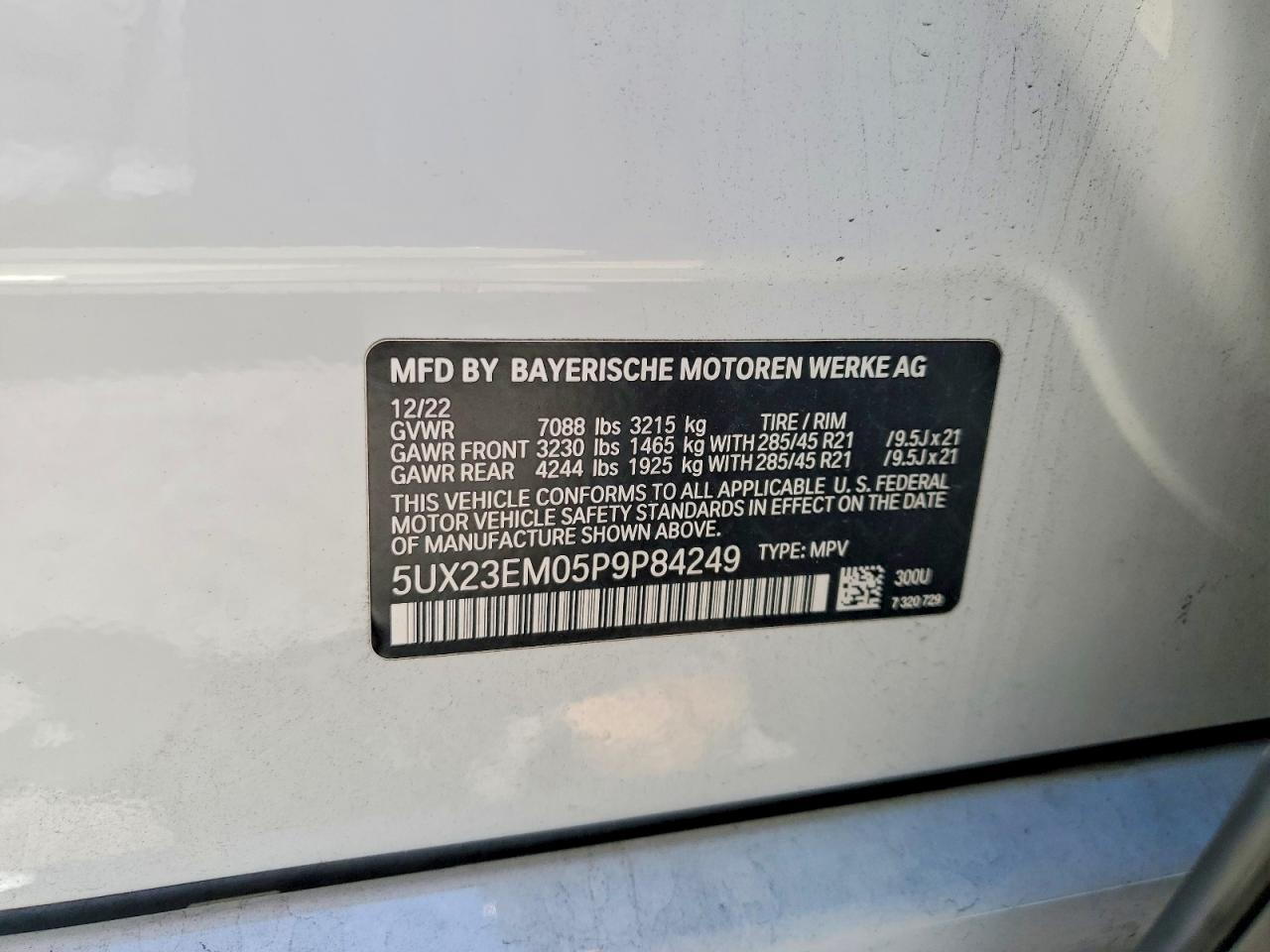2023 BMW X7 xDrive40I - zdjęcie 13