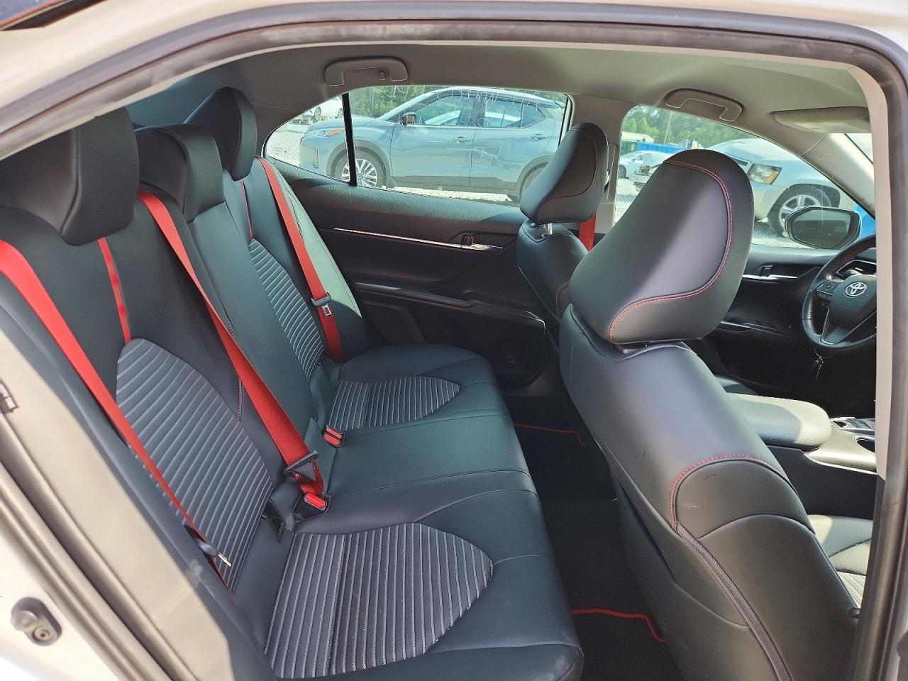 2022 Toyota Camry Trd - zdjęcie 10