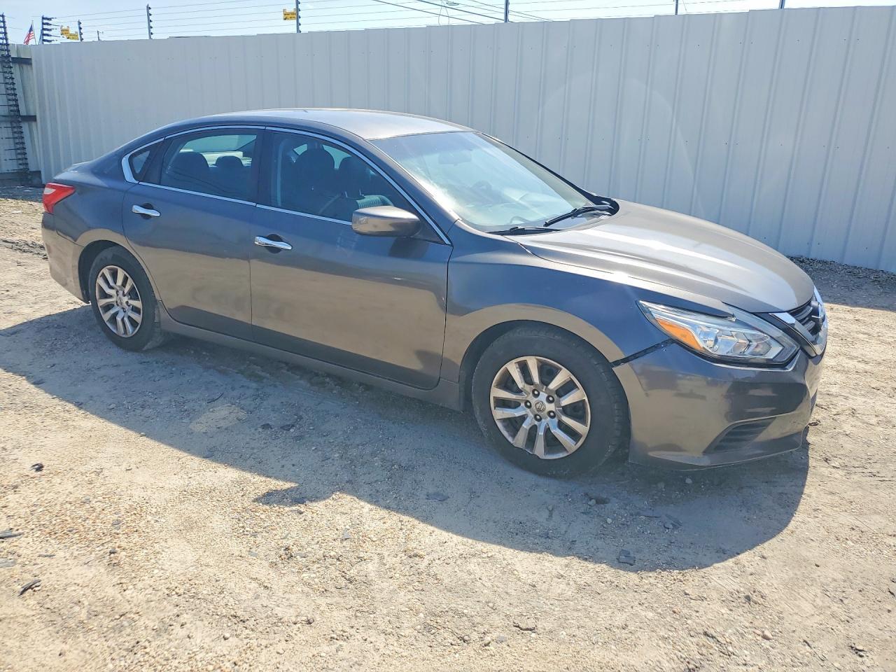 2016 Nissan Altima 2.5 S - zdjęcie 4
