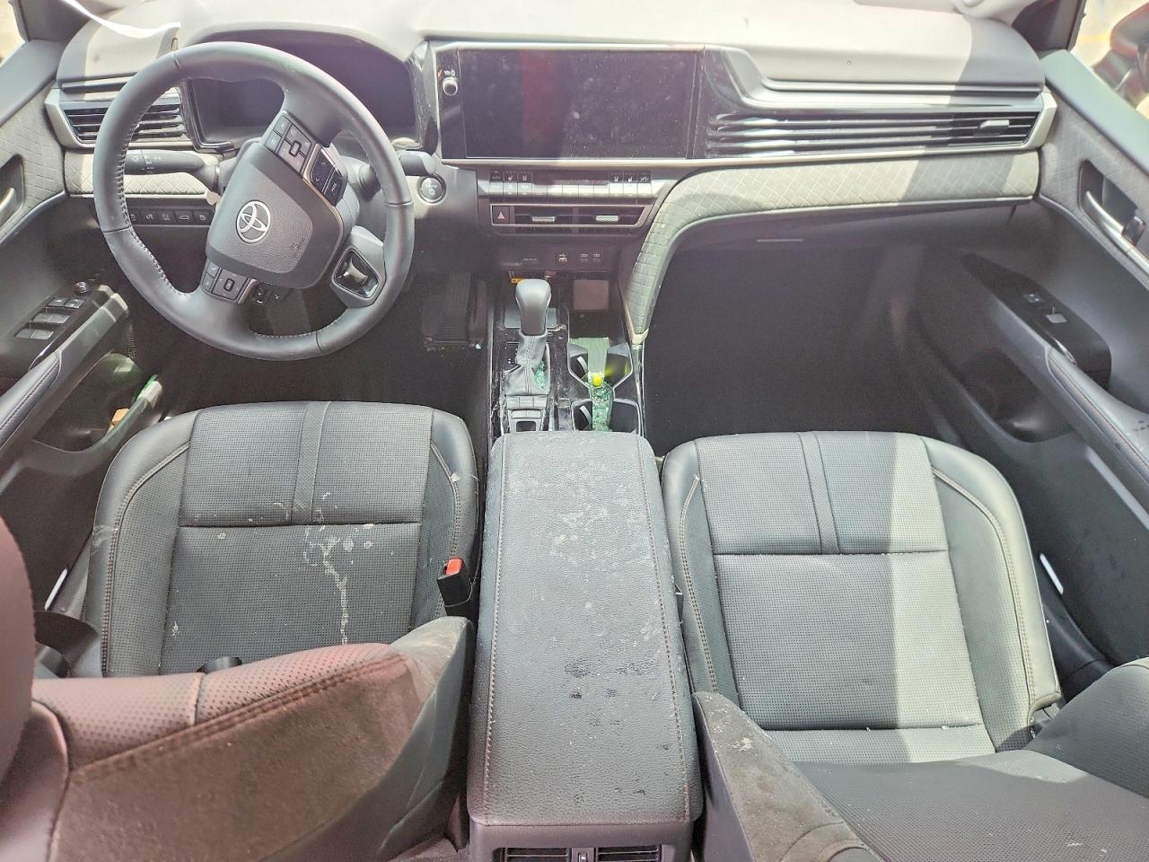 2025 Toyota Camry Xle - zdjęcie 8