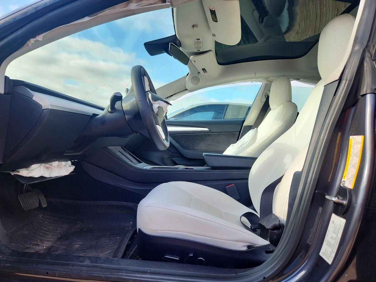 2021 Tesla Model 3 - zdjęcie 7