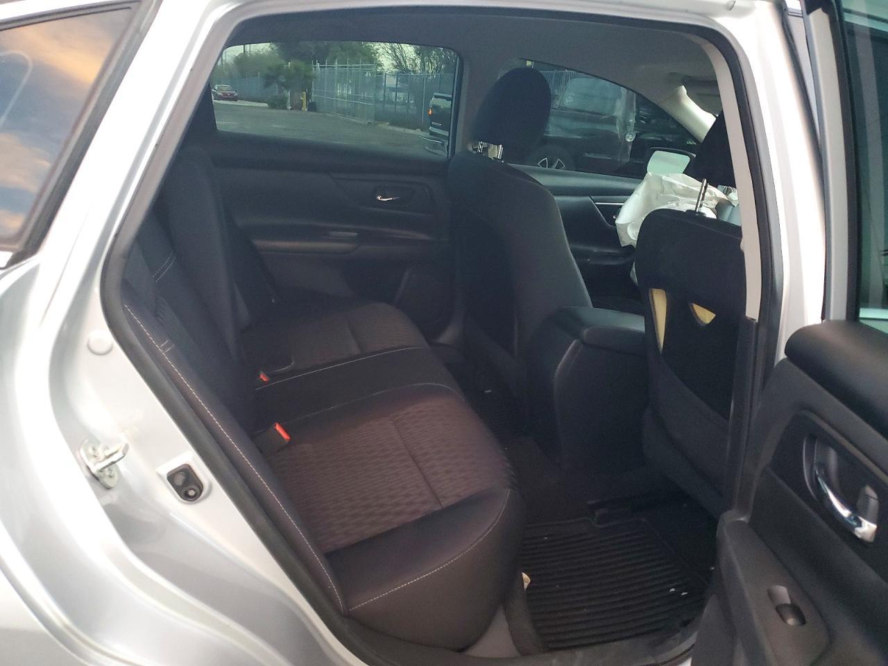 2018 Nissan Altima 2.5 S - zdjęcie 11