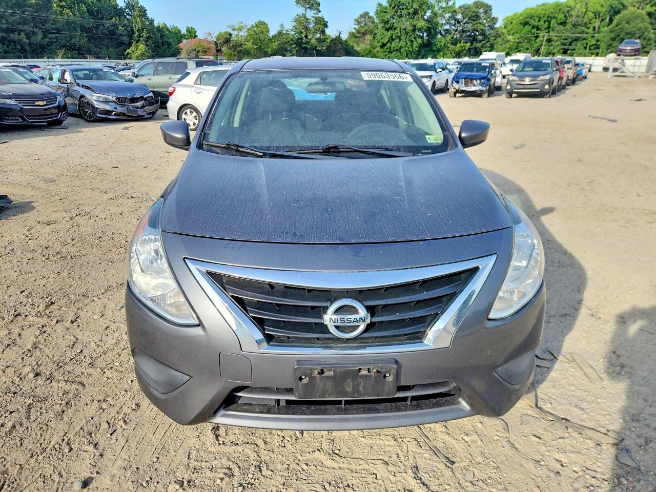 2019 Nissan Versa Sv - zdjęcie 5