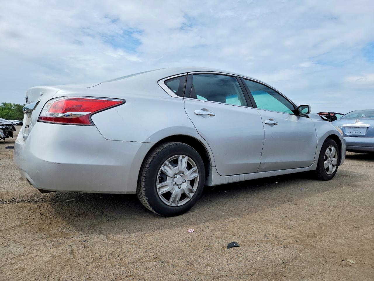 2015 Nissan Altima 2.5 S - zdjęcie 3