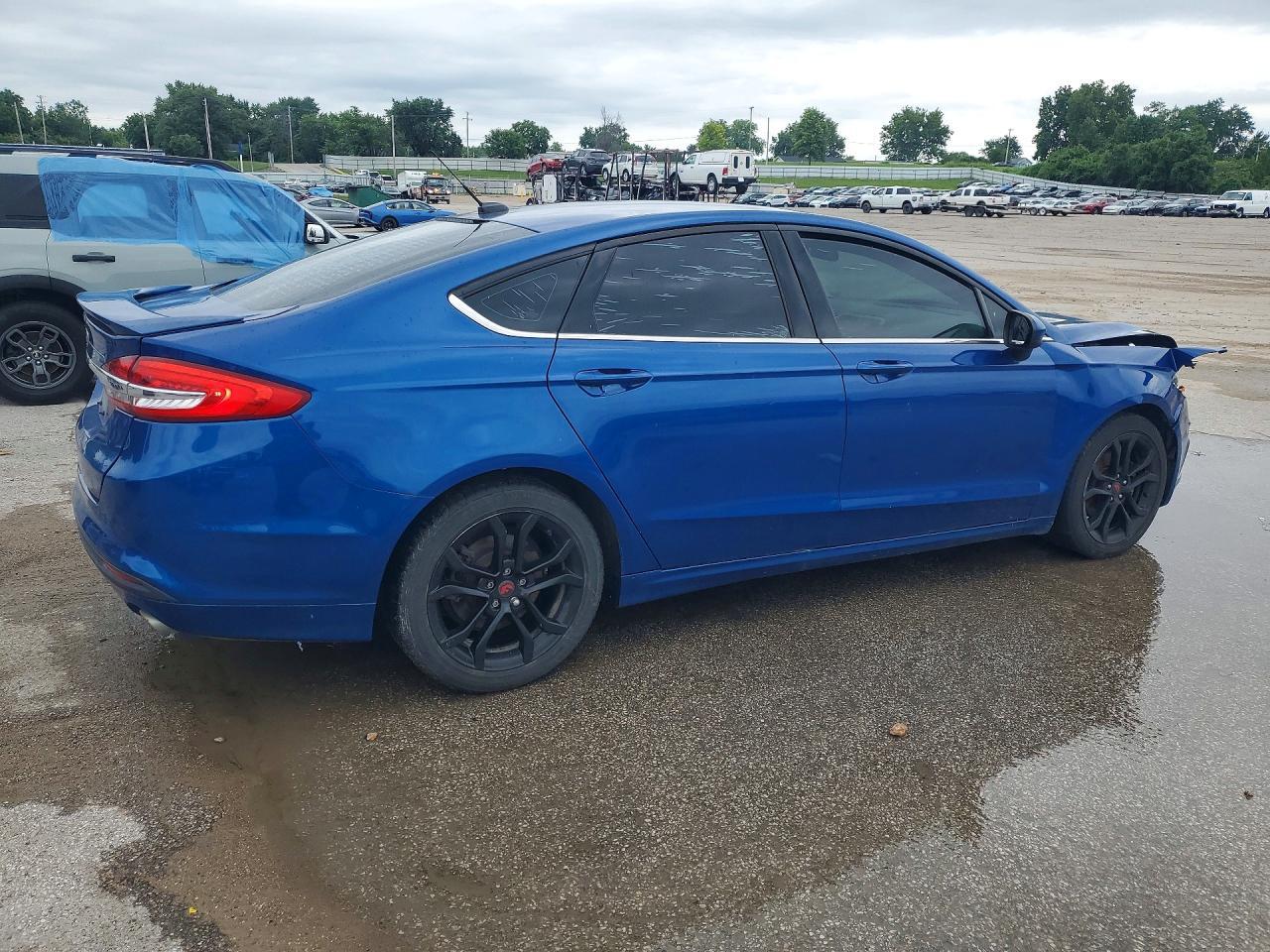 2017 Ford Fusion S - zdjęcie 3