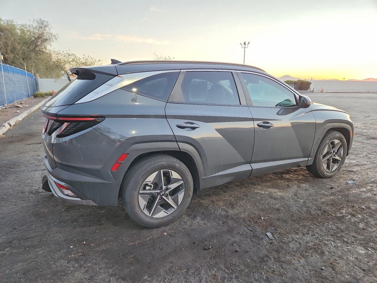2025 Hyundai Tucson Sel - zdjęcie 3