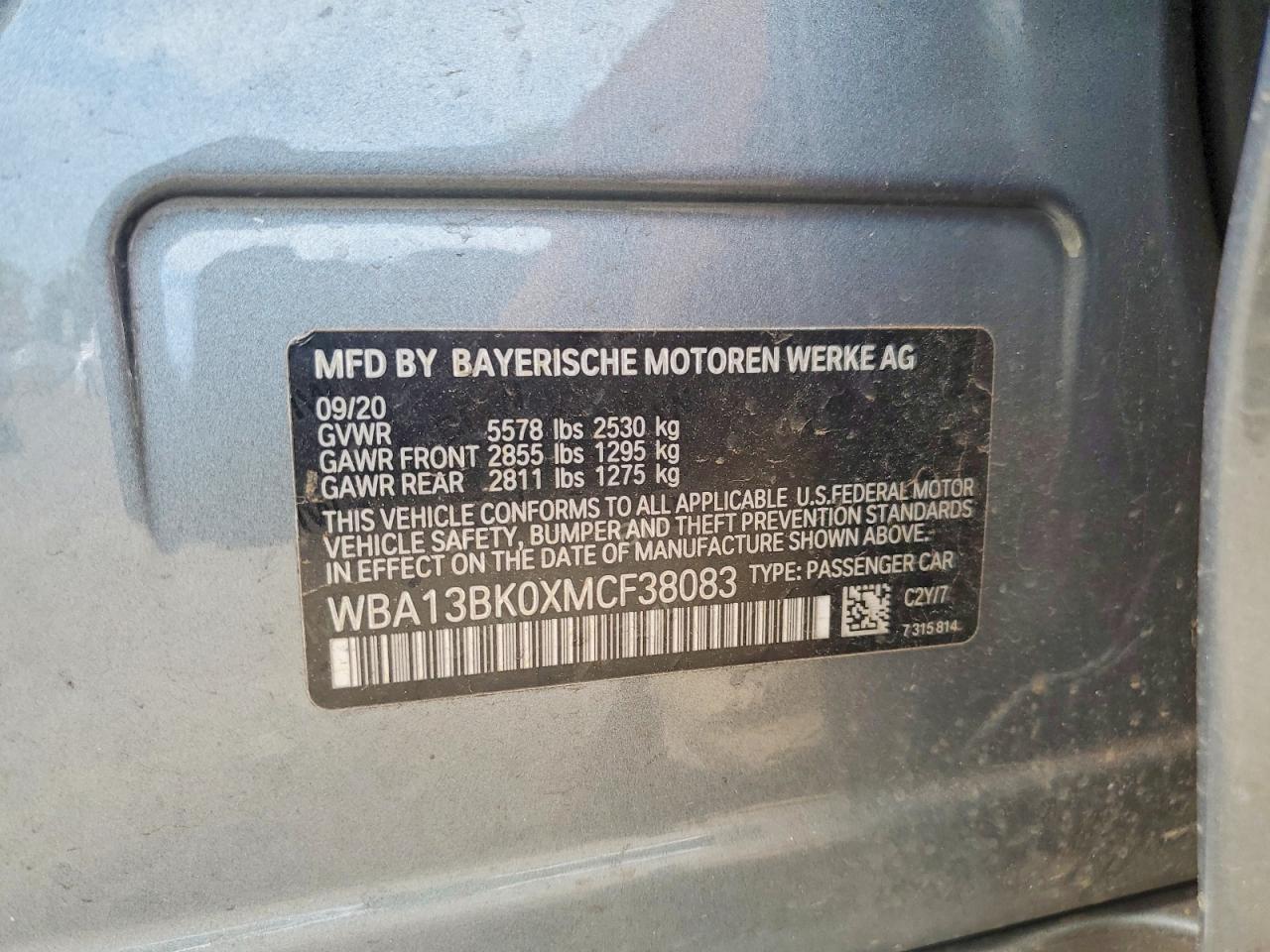 2021 BMW Seria 5 M550i - zdjęcie 13