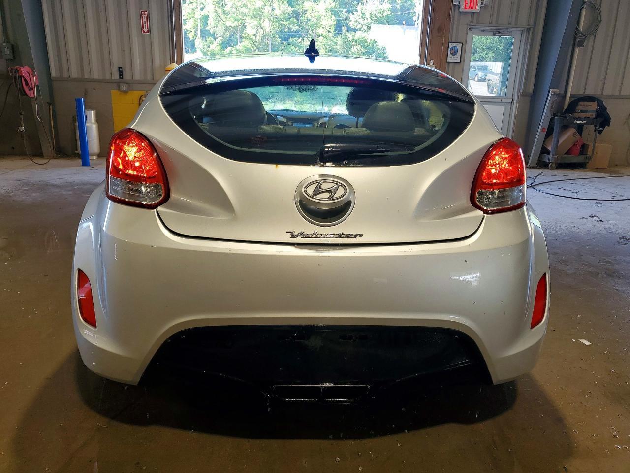 2013 Hyundai Veloster Base - zdjęcie 6