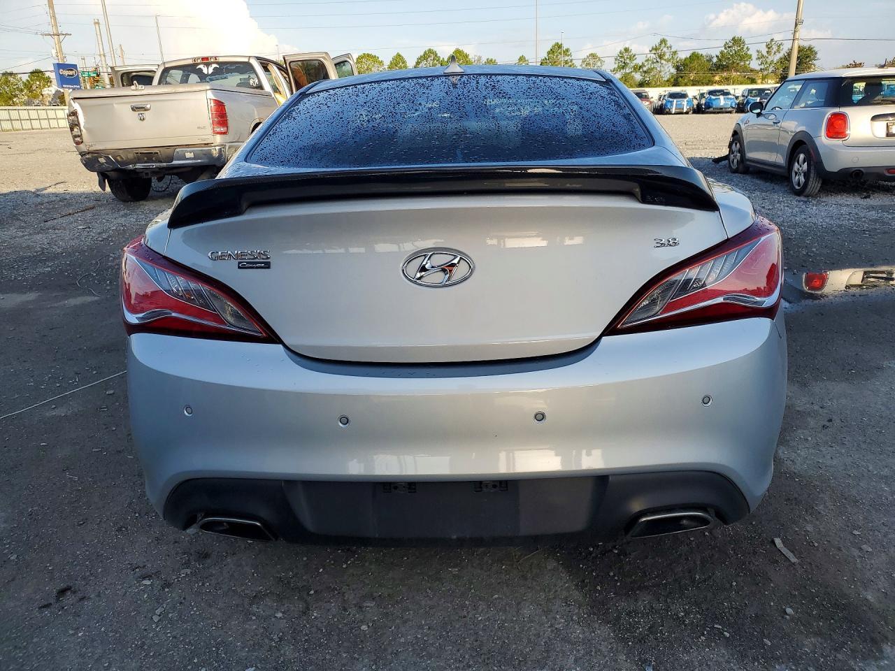 2013 Hyundai Genesis Coupe 3.8L - zdjęcie 6