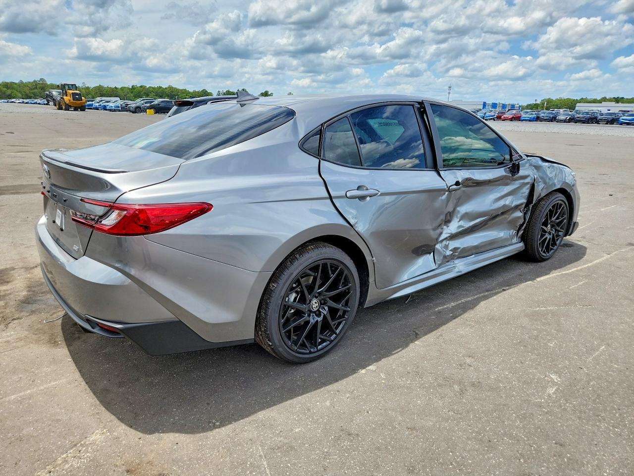2026 Toyota Camry Se - zdjęcie 3