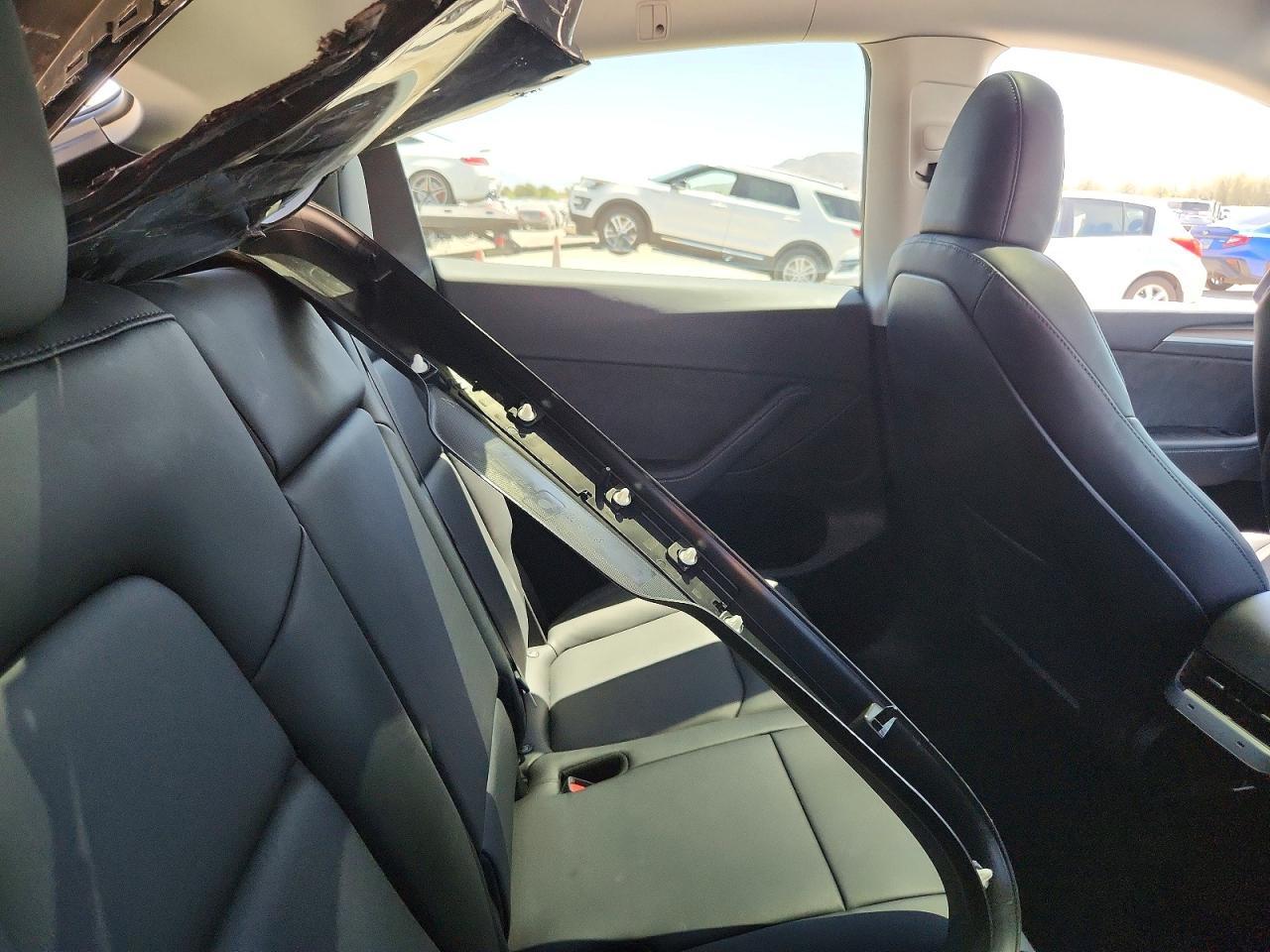 2023 Tesla Model Y - zdjęcie 10