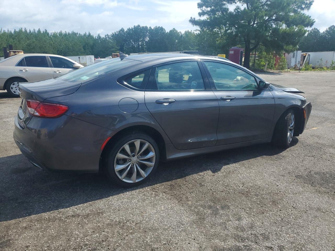 2015 Chrysler 200 S - zdjęcie 3