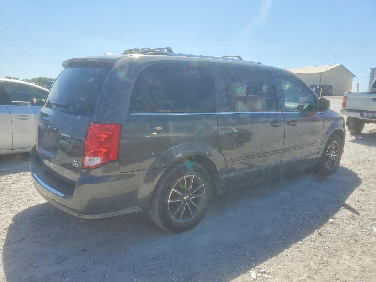 2017 Dodge Grand Caravan Sxt - zdjęcie 3