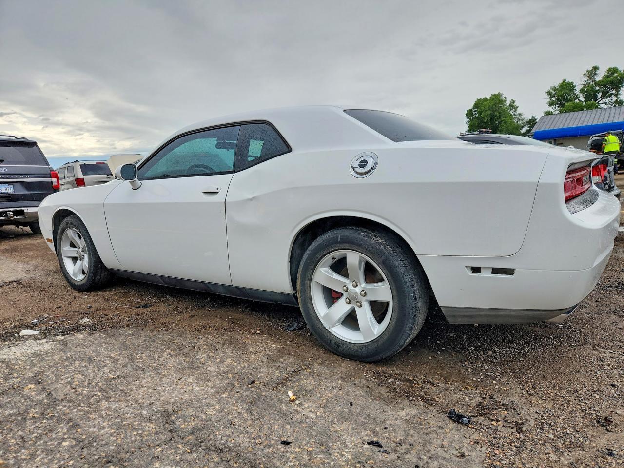 2014 Dodge Challenger Sxt - zdjęcie 2