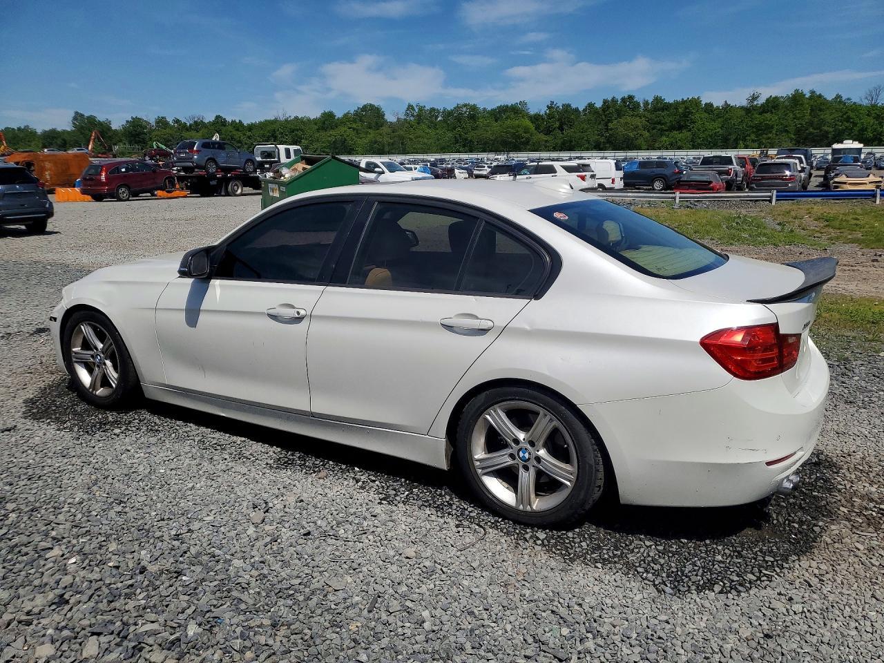 2015 BMW 328 Xi - zdjęcie 2