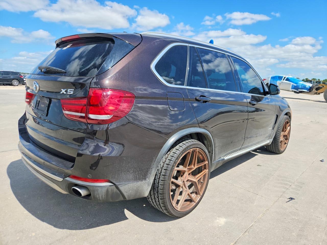 2015 BMW X5 xDrive35I - zdjęcie 3
