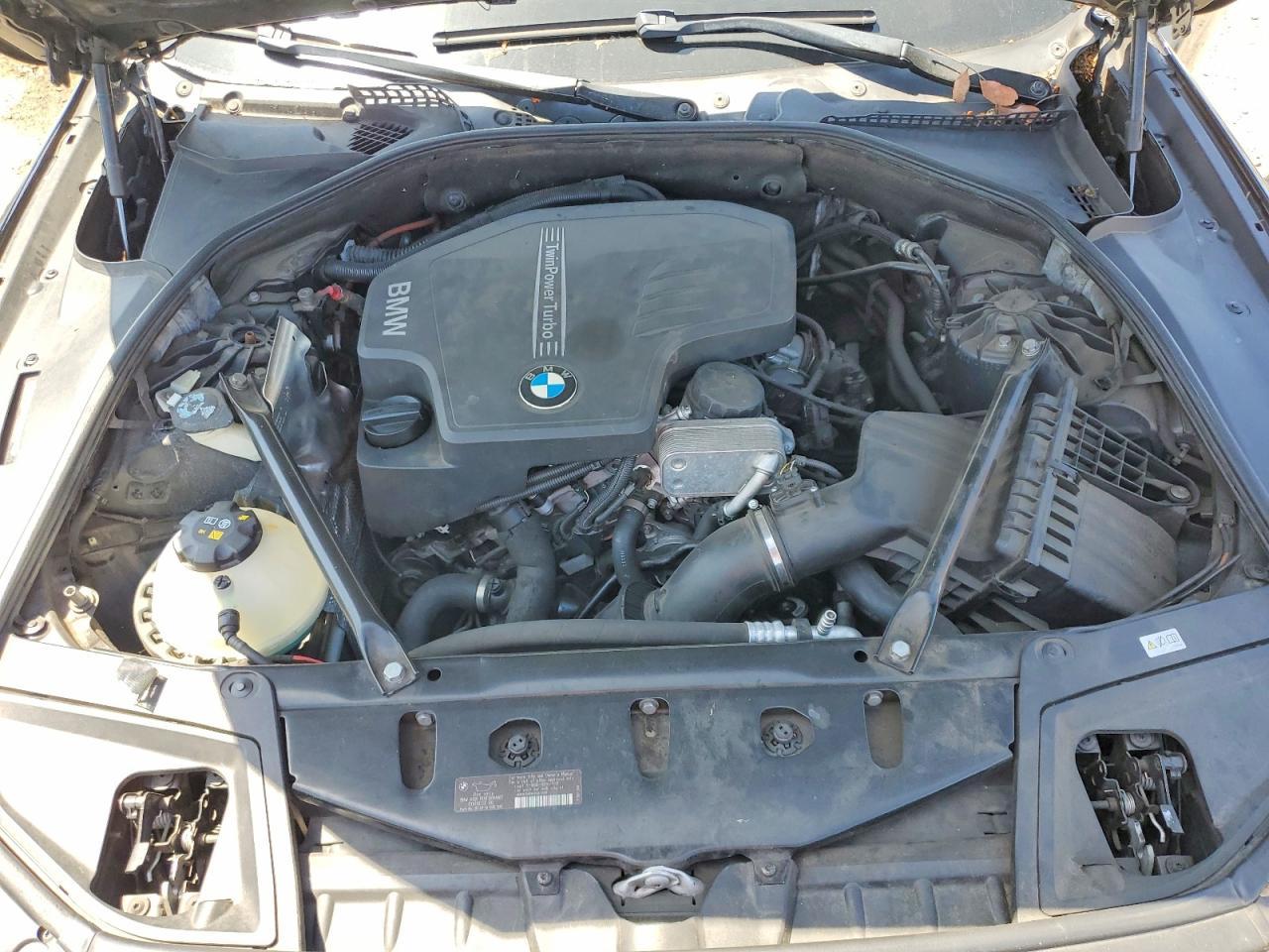 2013 BMW 528 I - zdjęcie 11