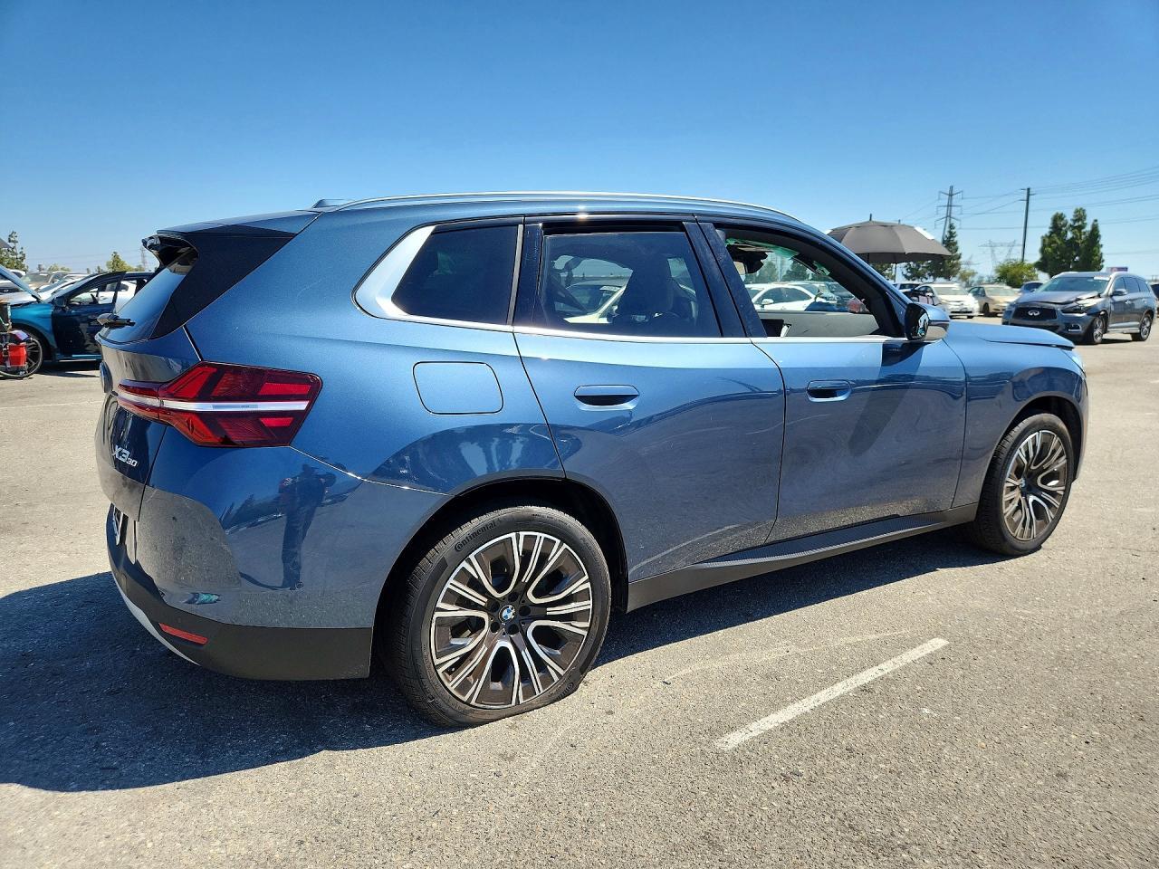 2025 BMW X3 30 xDrive - zdjęcie 3