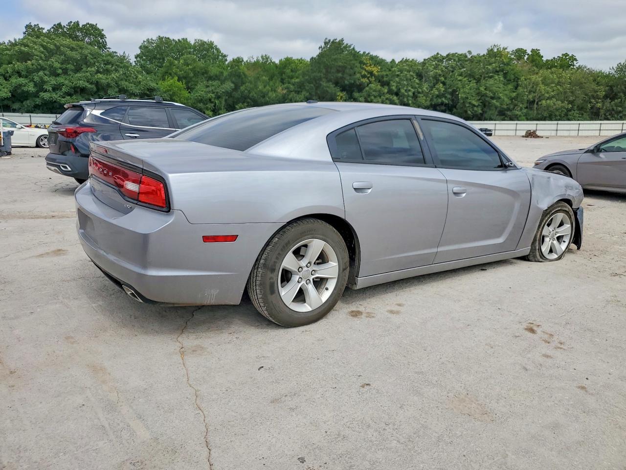 2014 Dodge Charger Sxt - zdjęcie 3