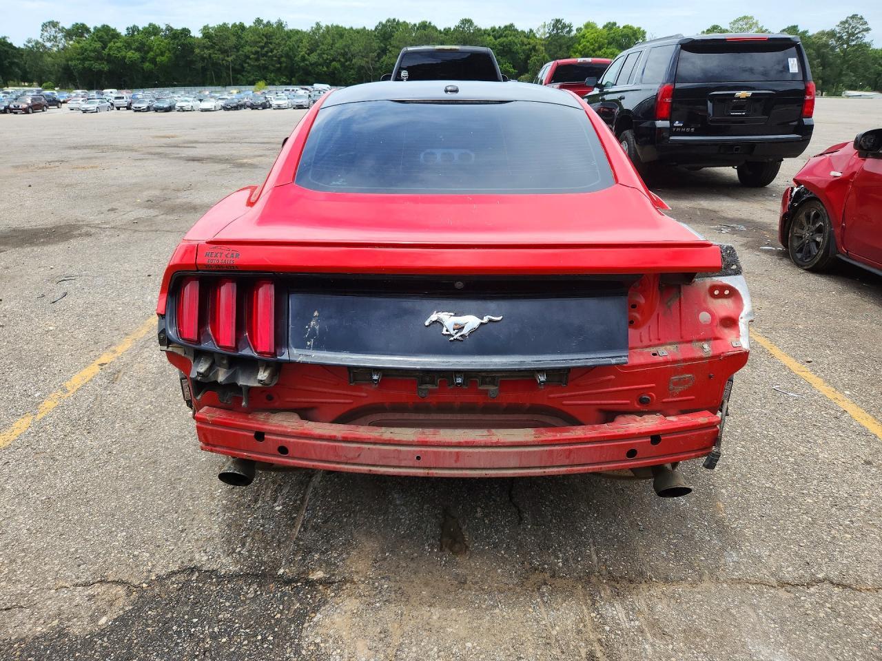 2016 Ford Mustang - zdjęcie 6