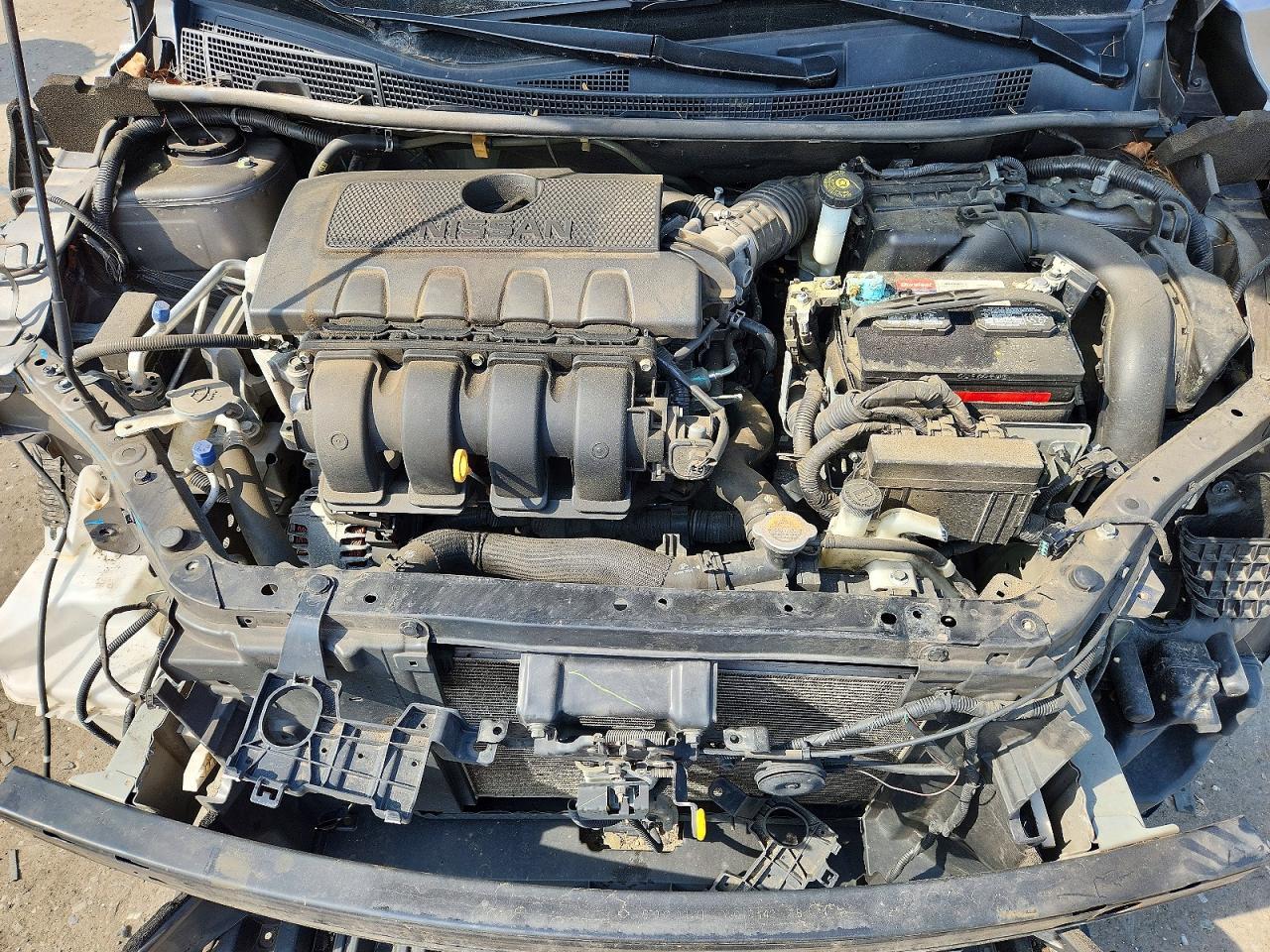 2018 Nissan Sentra S - zdjęcie 11