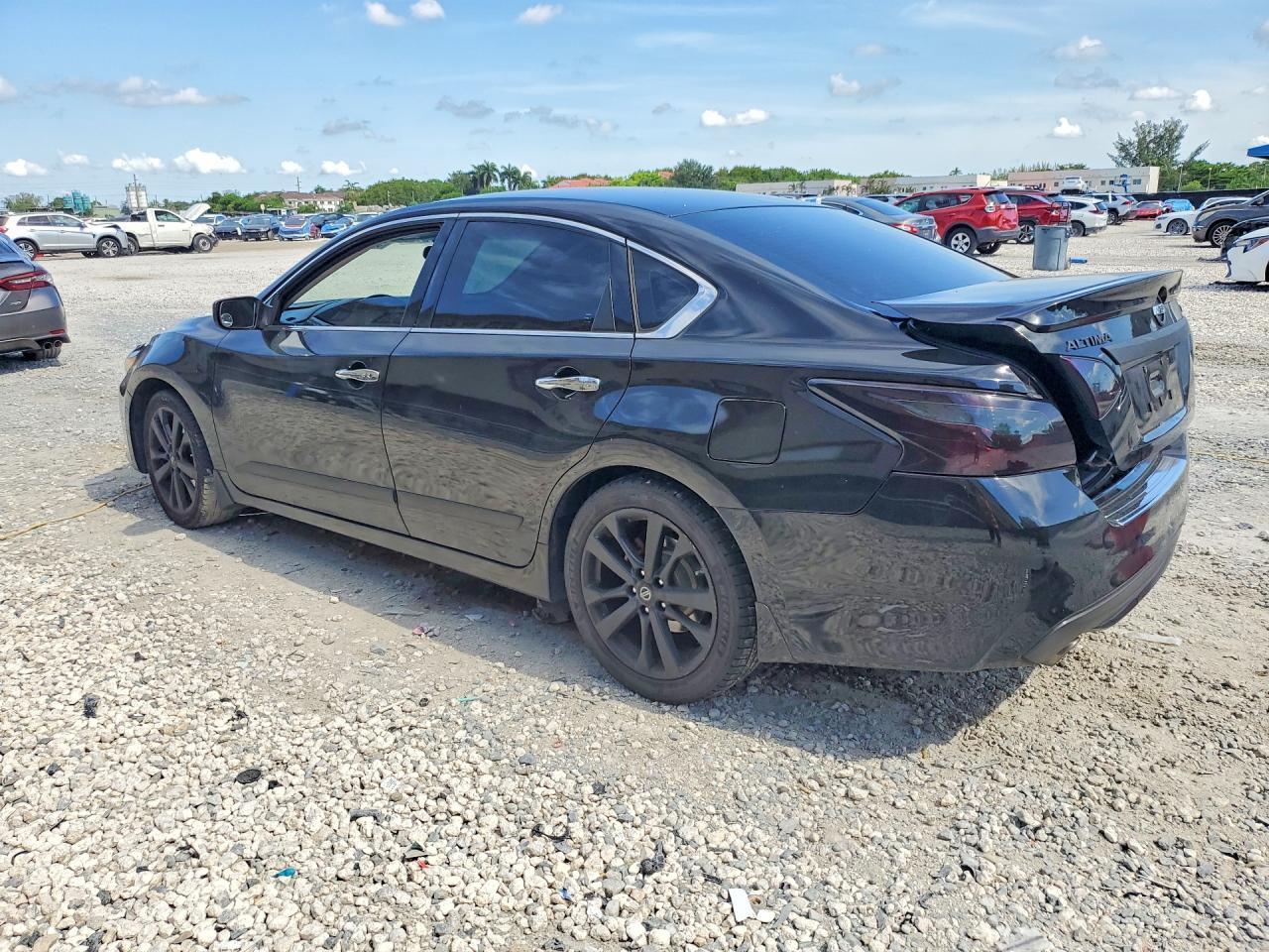 2016 Nissan Altima - zdjęcie 2