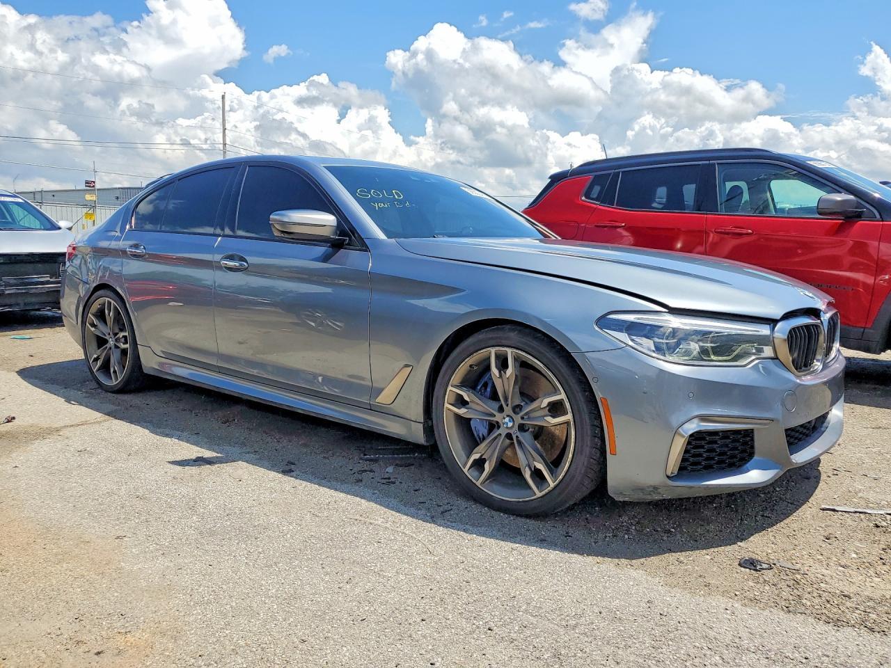 2018 BMW M550Xi - zdjęcie 4