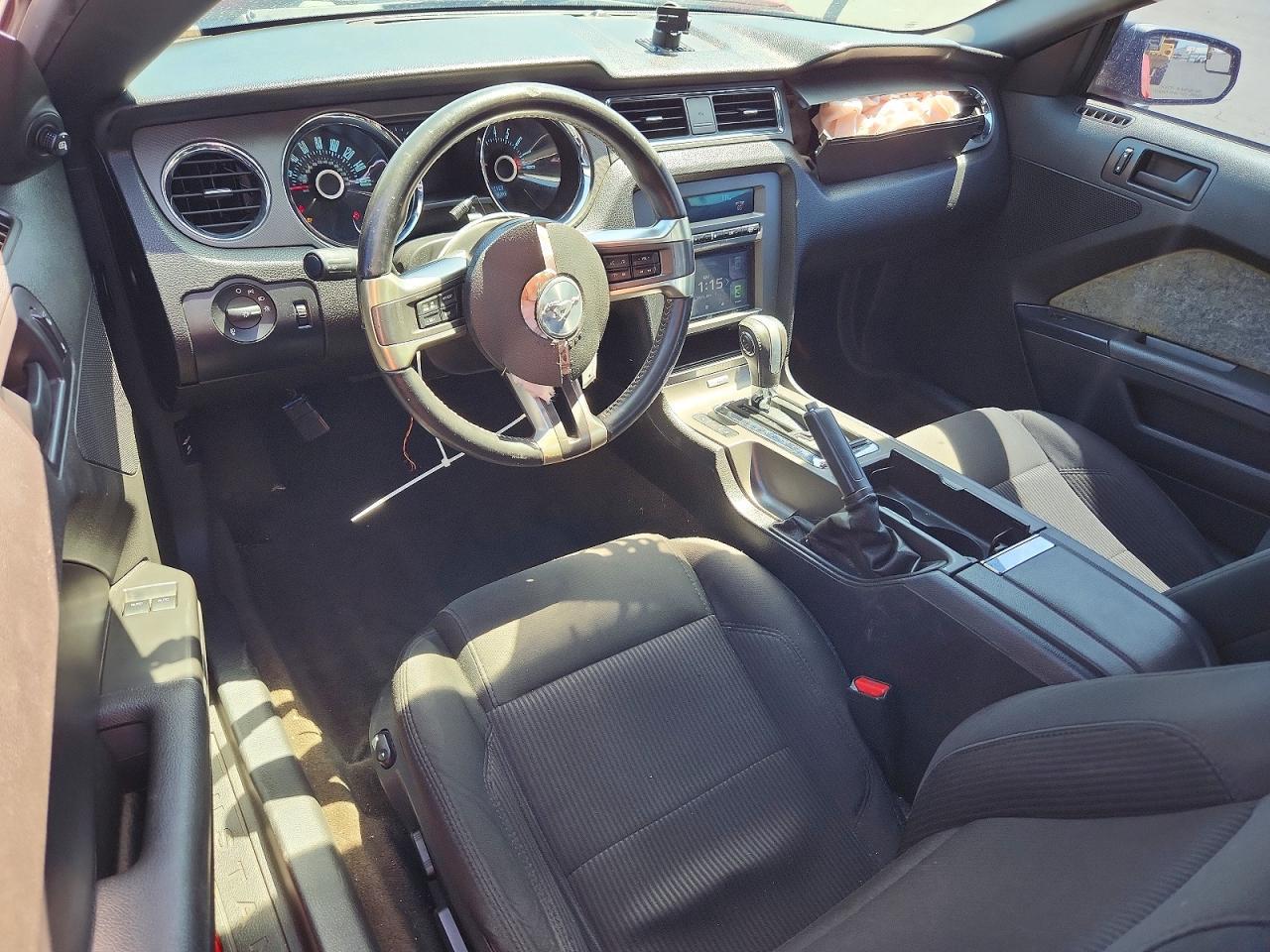 2013 Ford Mustang - zdjęcie 8