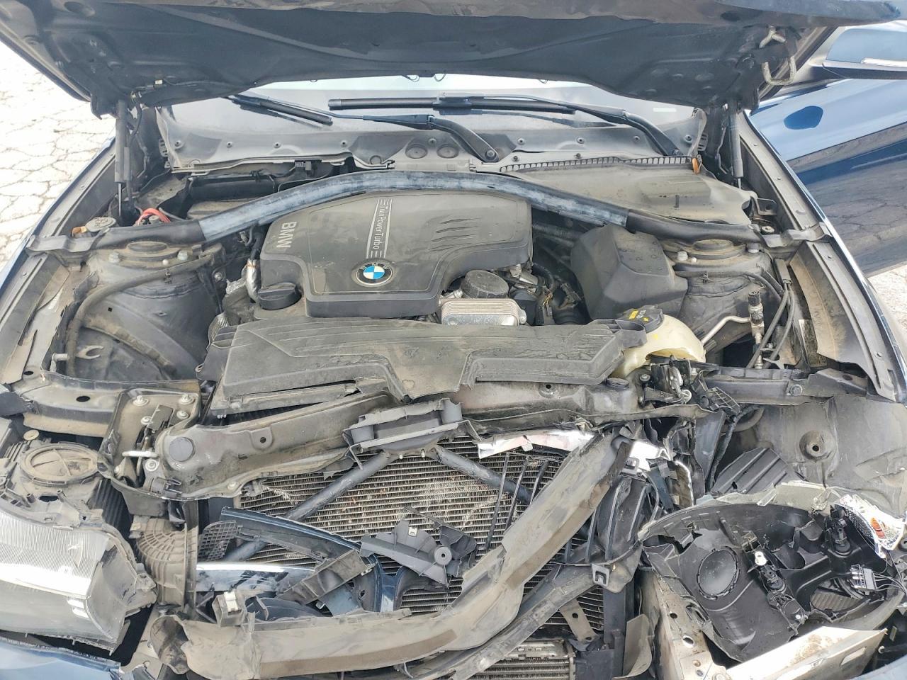 2015 BMW Seria 3 328i - zdjęcie 11
